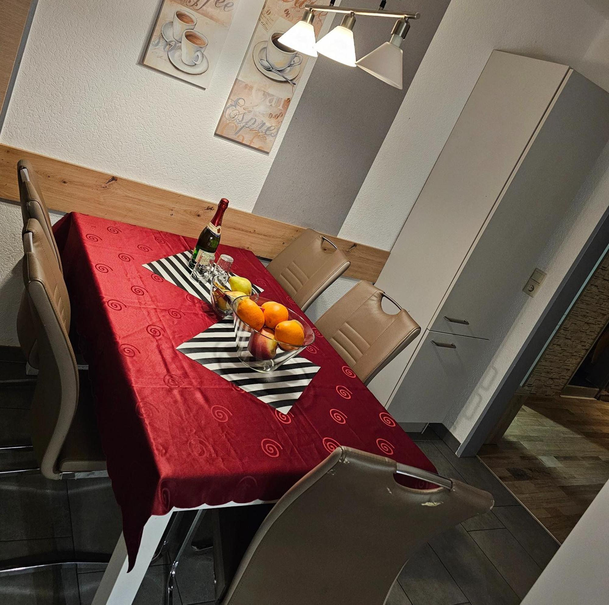 Gemuetl Wohnung Mit Blick Auf Den Hafen Bremerhaven Exterior foto