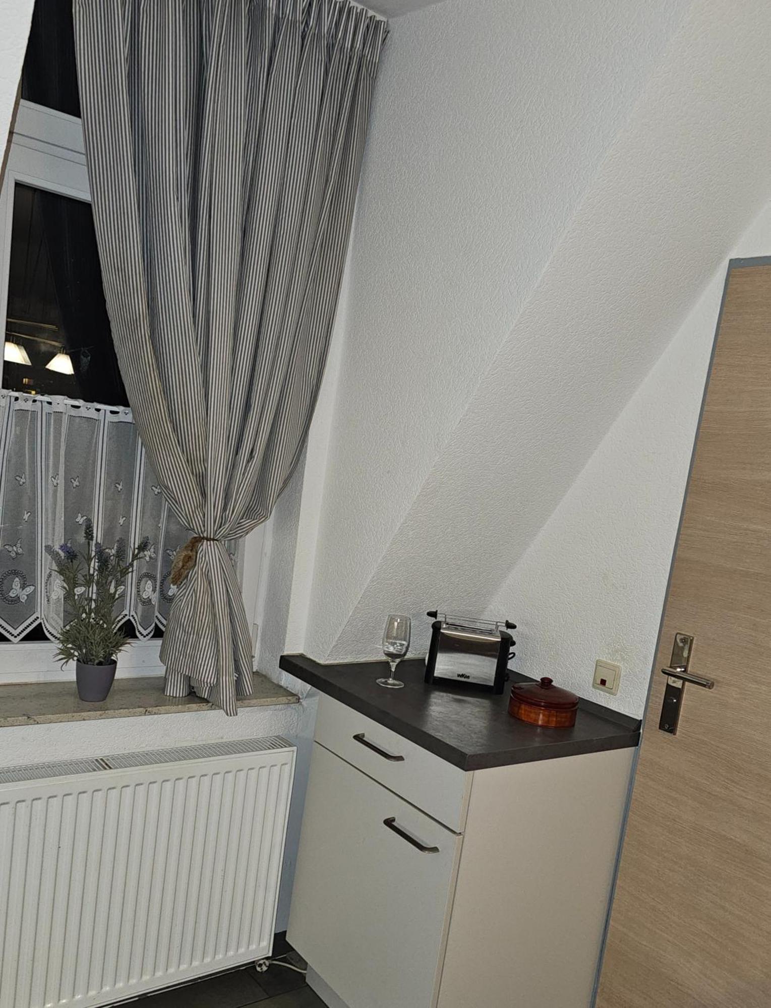 Gemuetl Wohnung Mit Blick Auf Den Hafen Bremerhaven Exterior foto
